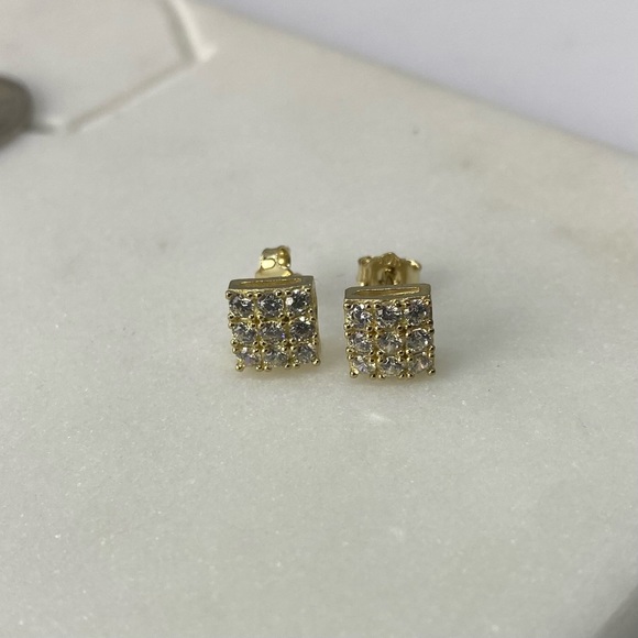 10K gold CZ micro set earrings - Picture 1 of 3